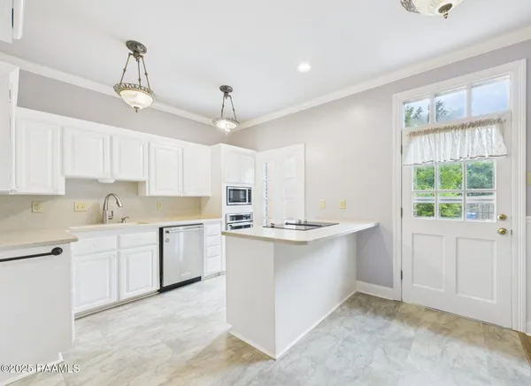 $254,900 | 523 Esplanade, Lafayette, LA 70508