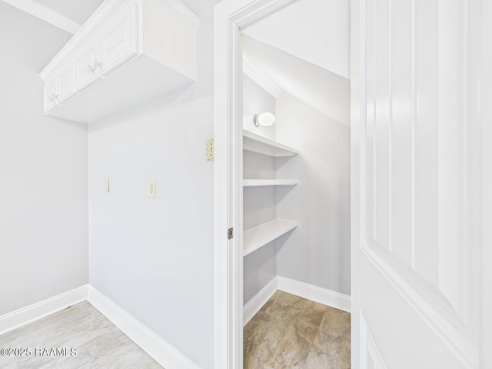 523 Esplanade Lafayette, LA 70508 - Photo 16 of 36 CAM04246G0-PR0149-STILL009