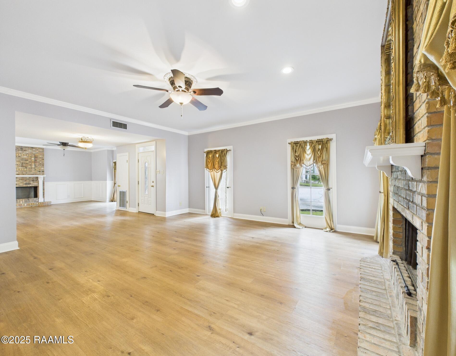 523 Esplanade Lafayette, LA 70508 - Photo 7 of 36 CAM04246G0-PR0149-STILL002