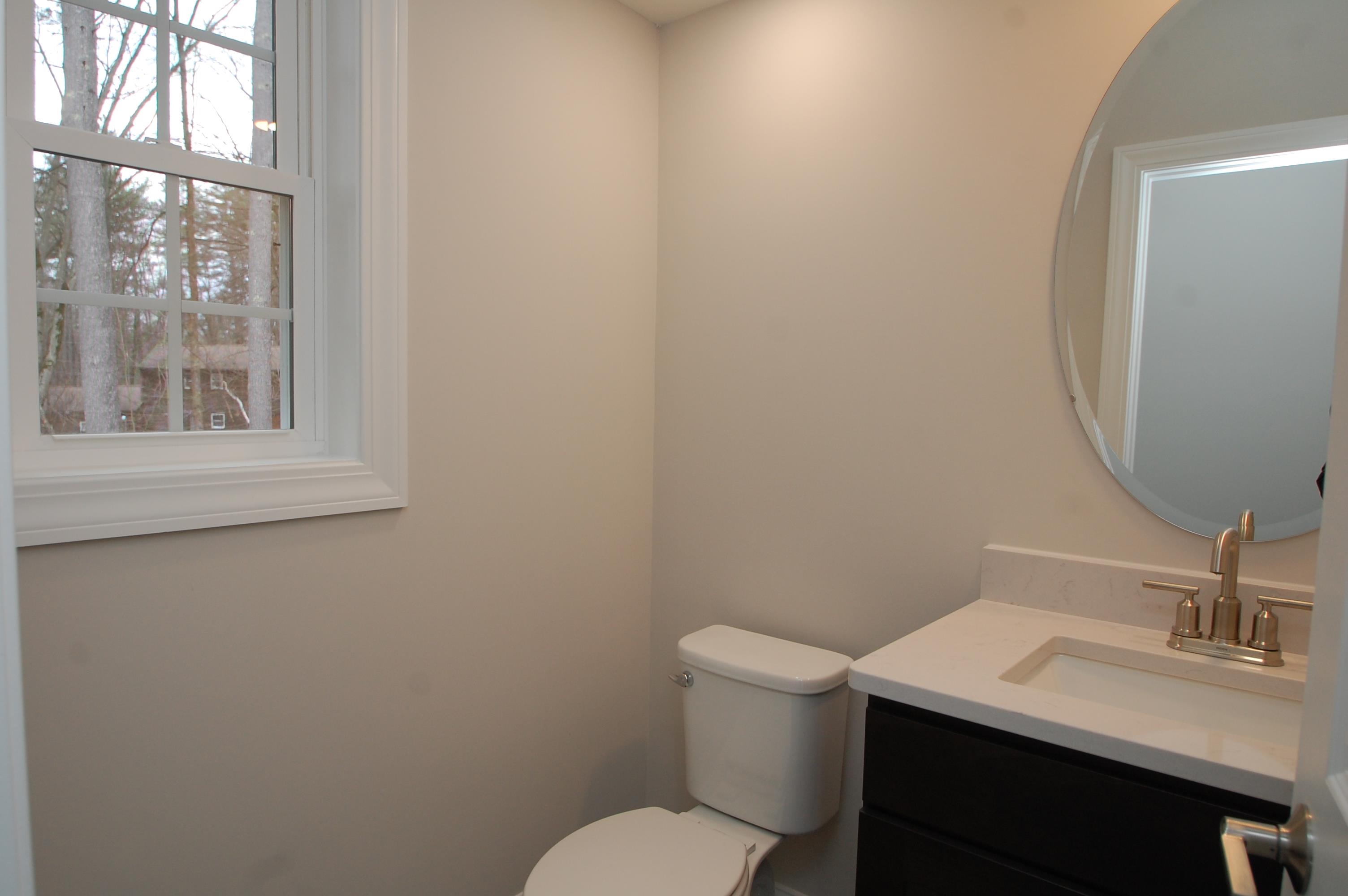 11 Reeds Ferry Way Merrimack, NH 03054 - Photo 15 of 17 Gallery Image 15