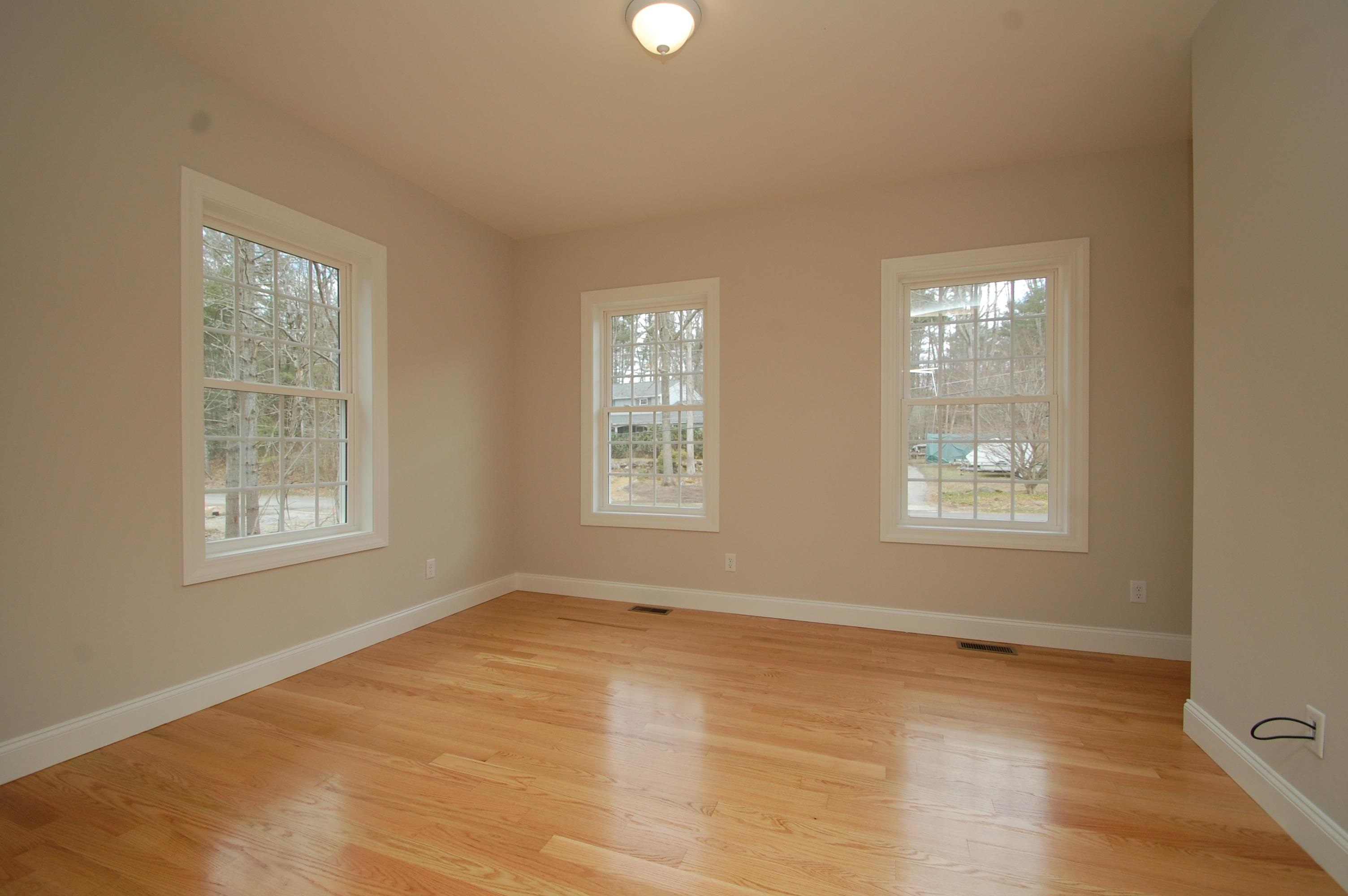 11 Reeds Ferry Way Merrimack, NH 03054 - Photo 7 of 17 Gallery Image 7