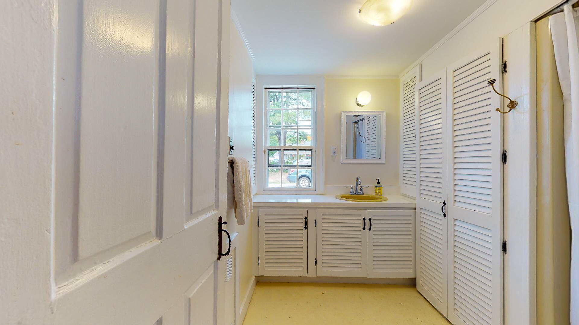 267 Foreside Road Falmouth, ME 04105 - Photo 25 of 47 First Floor Bathroom