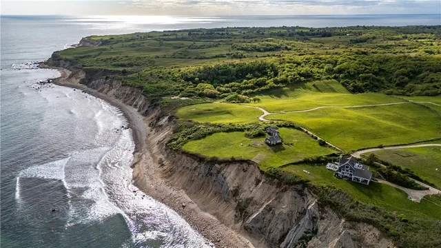 $6,000,000 | 0 Snake Hole Road, Block Island, RI 02807
