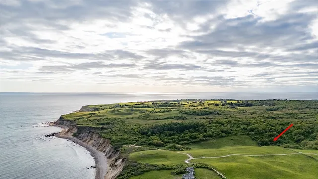 $6,000,000 | 0 Snake Hole Road, Block Island, RI 02807