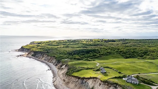 $6,000,000 | 0 Snake Hole Road, Block Island, RI 02807