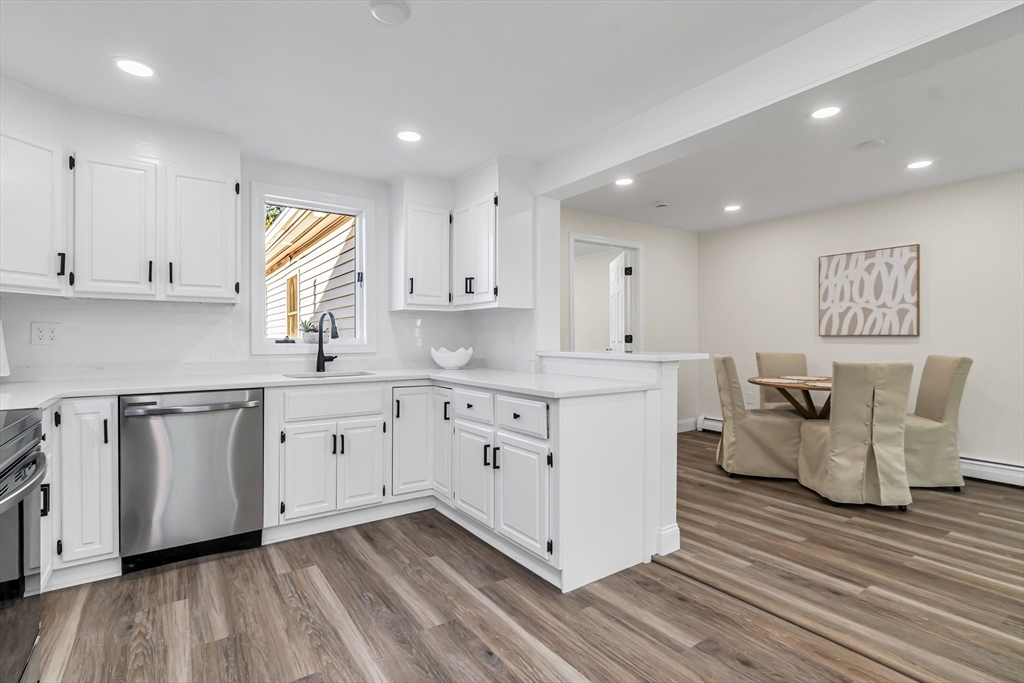 15 Pinewood Road Tewksbury, MA 01876 - Photo 9 of 42 Gallery Image 9