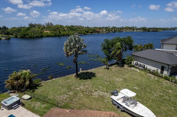 $1,000,000 | 6535 Paul Mar Drive, Lake Worth, FL 33462