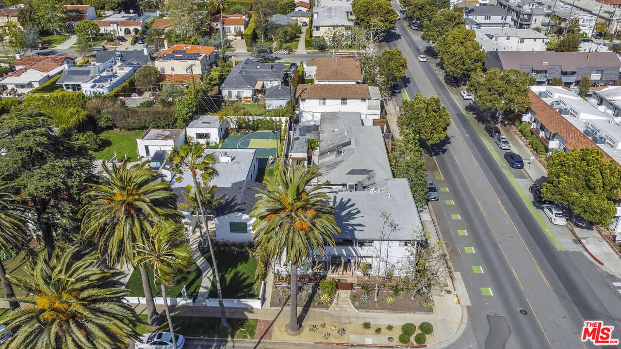 751 18th Street, Unit B Santa Monica, CA 90403 - Photo 24 of 24 an aerial view of a city