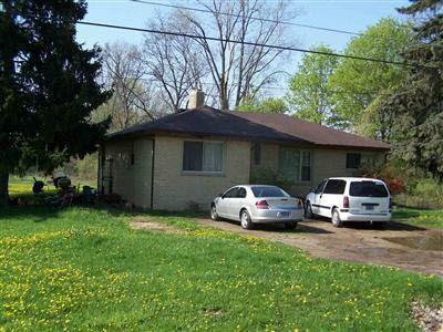 2402 East Stanley Road Mount Morris, MI 48458 - Photo 1 of 1 20176344.JPG