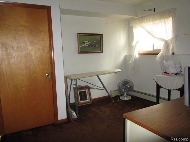 14785 Burt Road Allenton, MI 48002 - Photo 21 of 25 LIBRARY/DEN