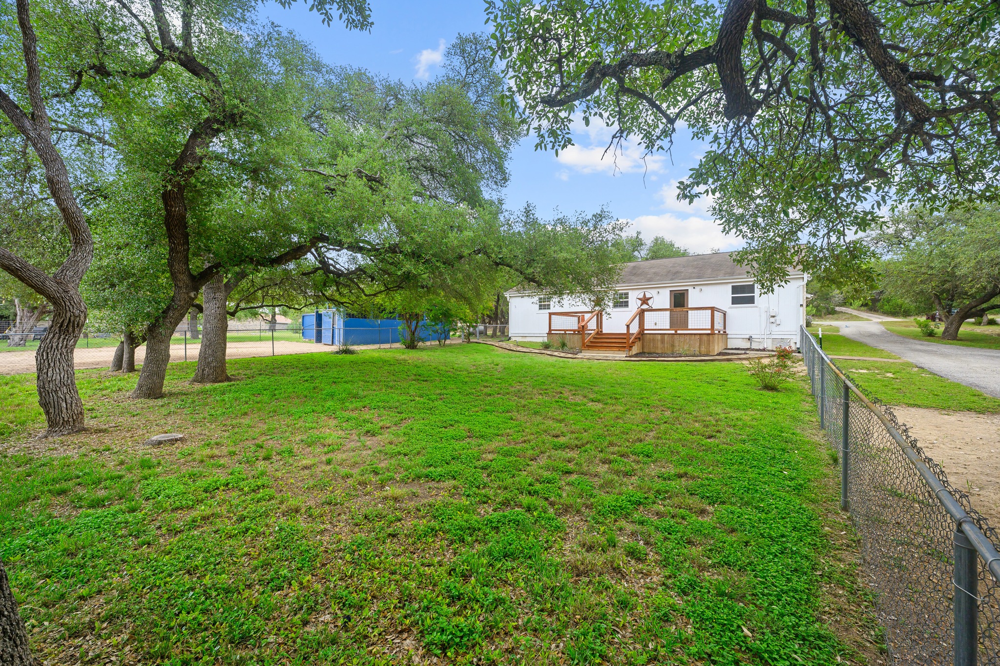 2110 Spring Valley Drive Dripping Springs, TX 78620 - Photo 36 of 40