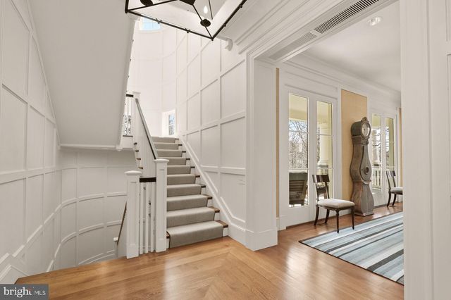 $4,900,000 | 9100 Burning Tree Road, Bethesda, MD 20817