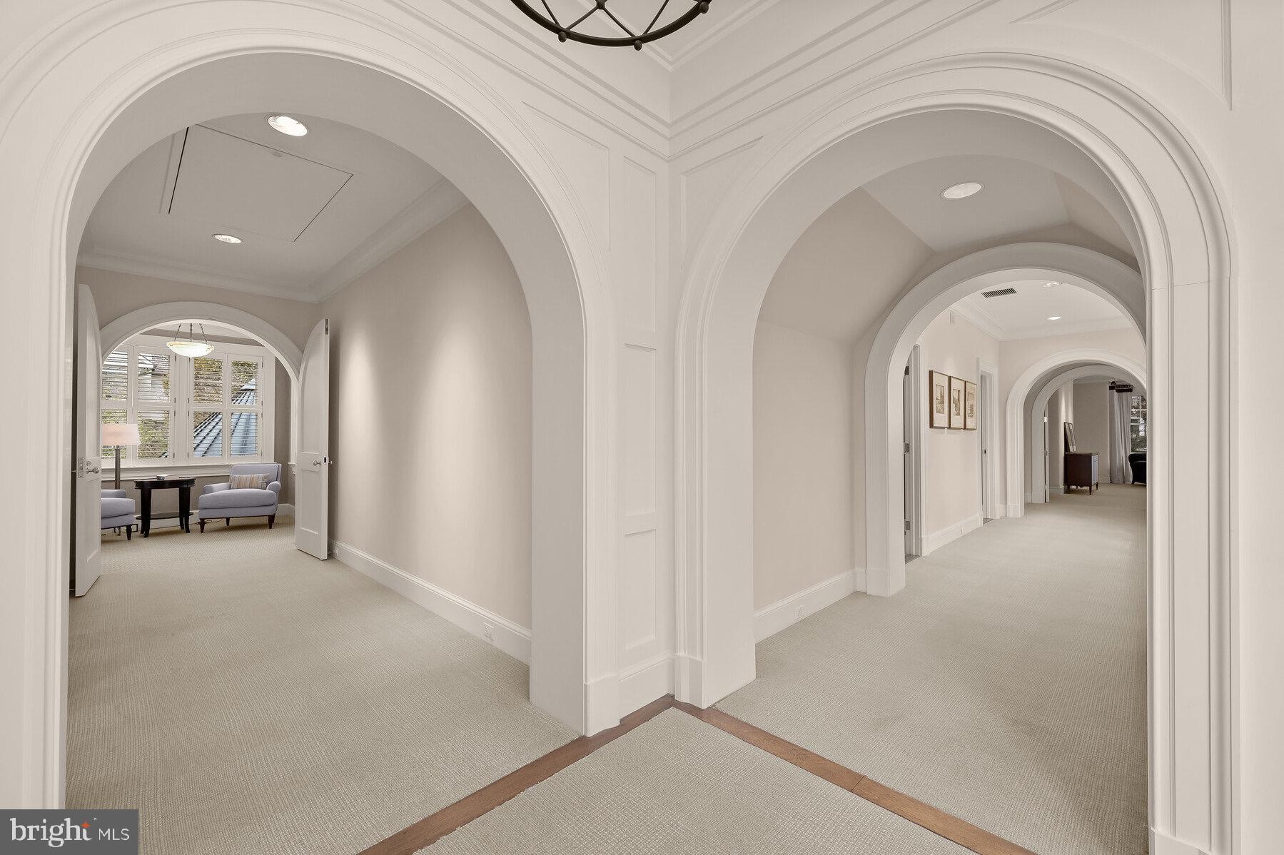 9100 Burning Tree Road Bethesda, MD 20817 - Photo 28 of 65 Gallery Hallways