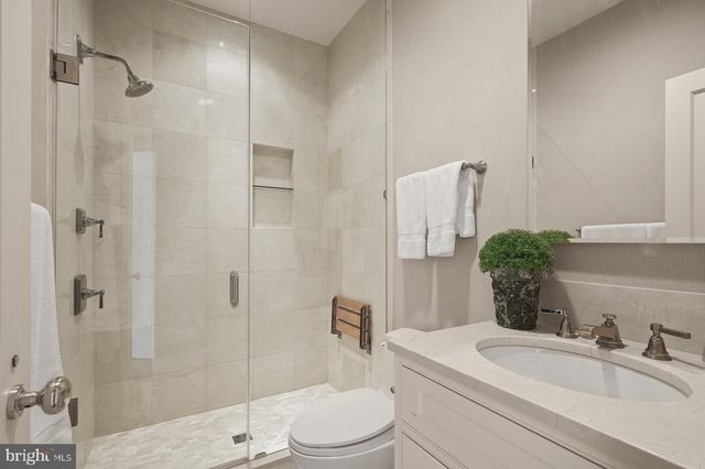 $4,900,000 | 9100 Burning Tree Road, Bethesda, MD 20817