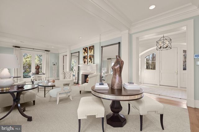 $4,900,000 | 9100 Burning Tree Road, Bethesda, MD 20817