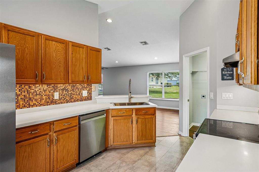 11455 Inman Court Spring Hill, FL 34609 - Photo 13 of 36 Gallery Image 13