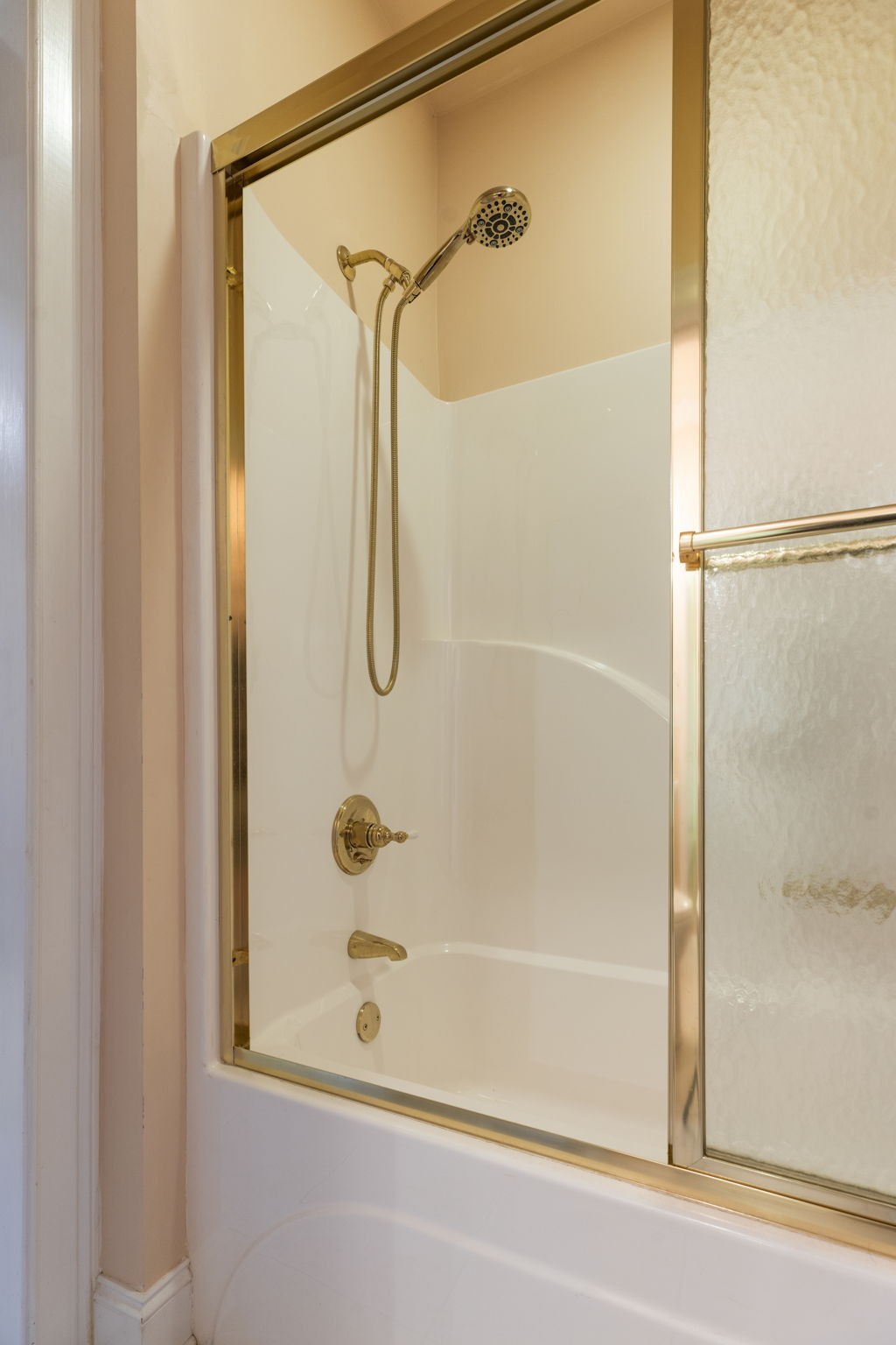 116 Courtside Lane Tullahoma, TN 37388 - Photo 54 of 90 a bathroom with a glass shower door