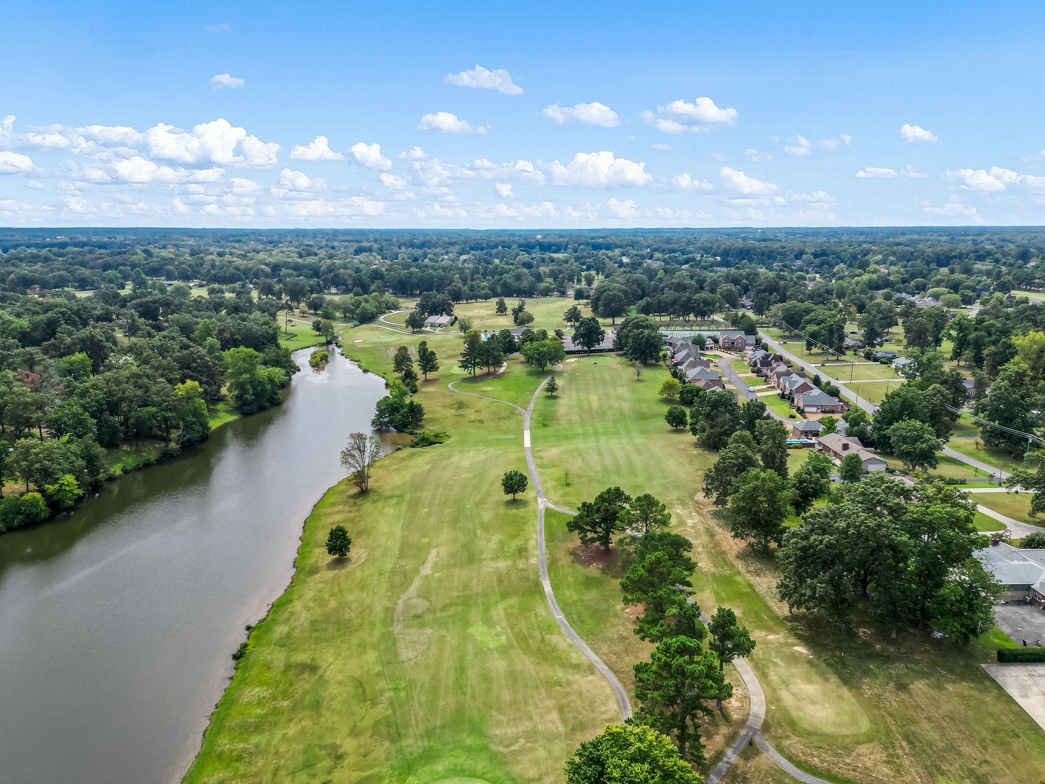 116 Courtside Lane Tullahoma, TN 37388 - Photo 85 of 90 an aerial view of residential houses with outdoor space and swimming pool