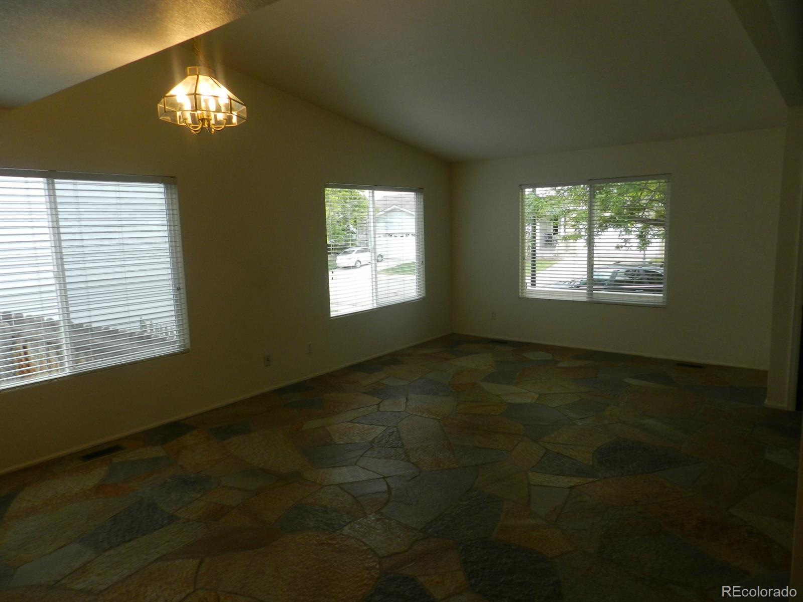1334 Trail Ridge Road Longmont, CO 80504 - Photo 3 of 15
