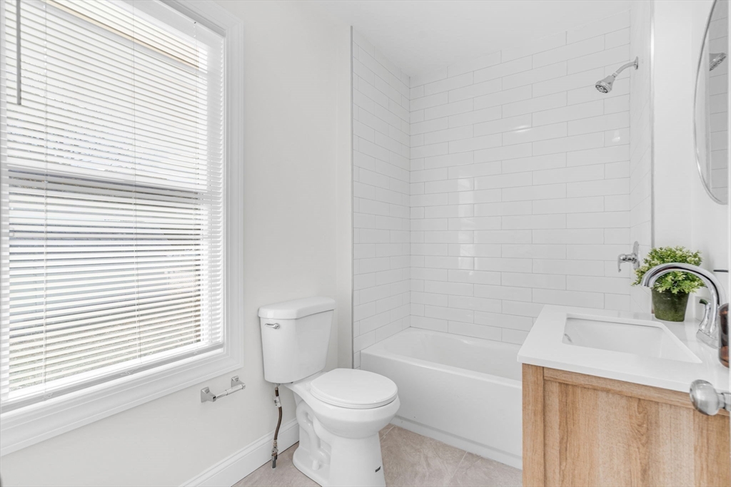 8 Wall Street Webster, MA 01570 - Photo 7 of 21 Gallery Image 7