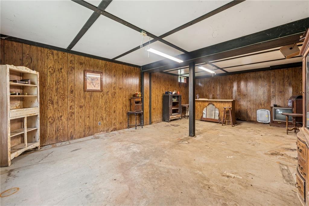 1298 Old State Road Apollo, PA 15613 - Photo 24 of 30 a view of a hallway with seating area
