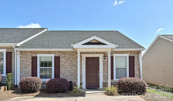 $225,000 | 2013 Pin Oak Place, Cramerton, NC 28032
