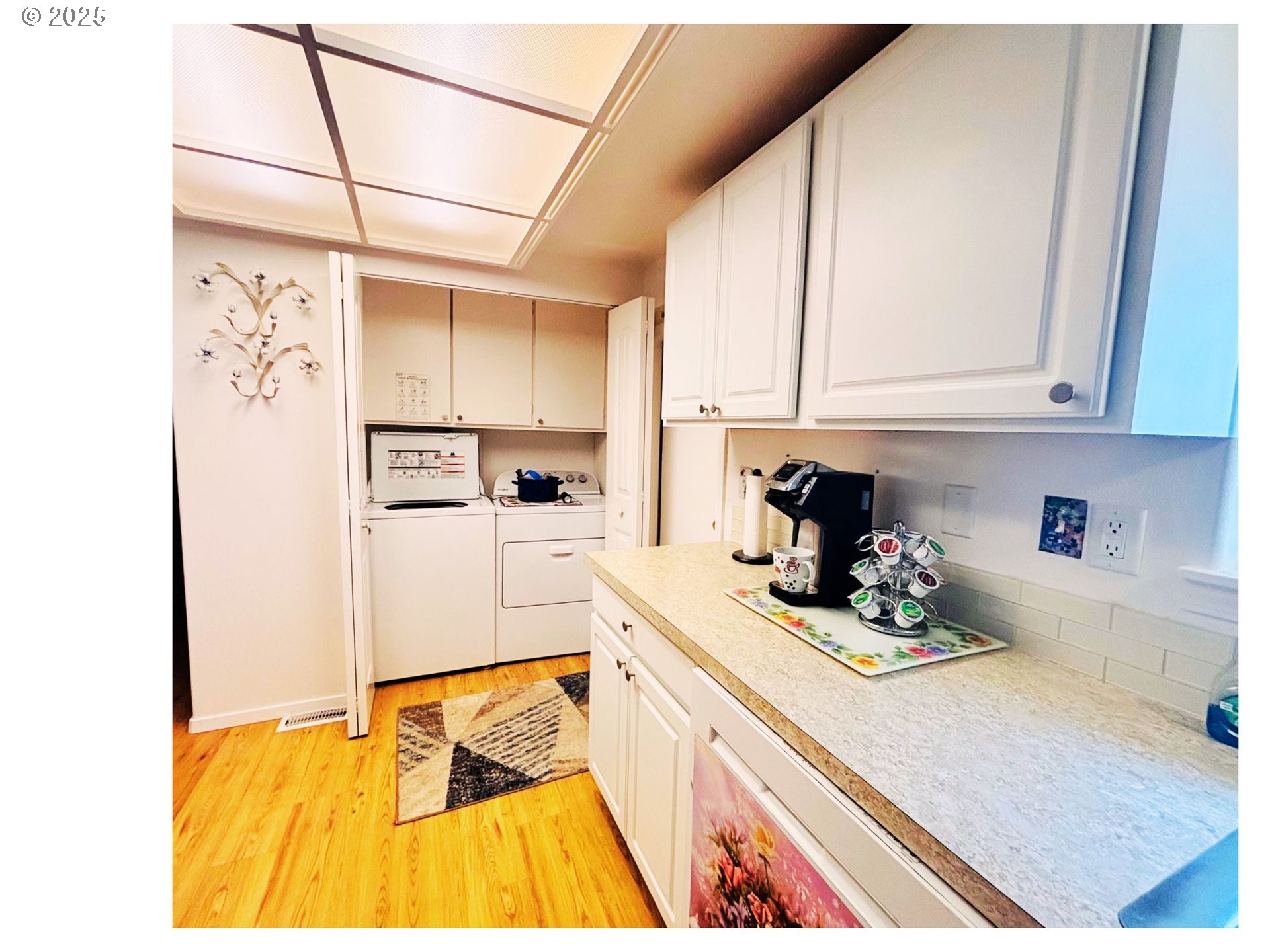 1125 58th Street, Unit 86 Springfield, OR 97478 - Photo 9 of 44 a kitchen with a sink and cabinets