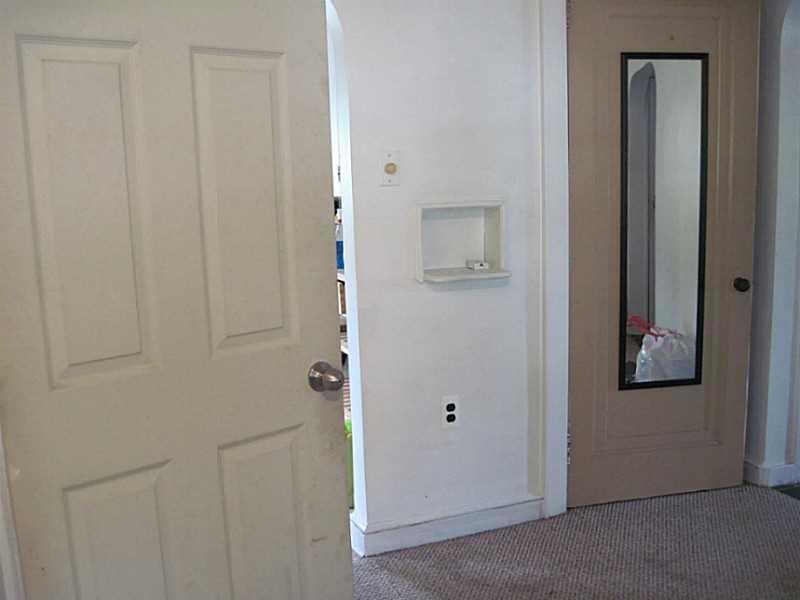 2515 Ridge Rd Extension Economy, PA 15005 - Photo 3 of 18 Living Room. Closet/storage in the Living Room
