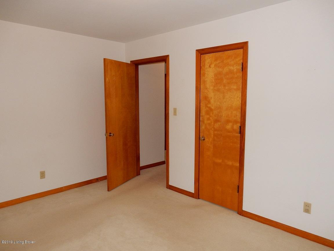 776 Beech Grv Road Shepherdsville, KY 40165 - Photo 30 of 36 034