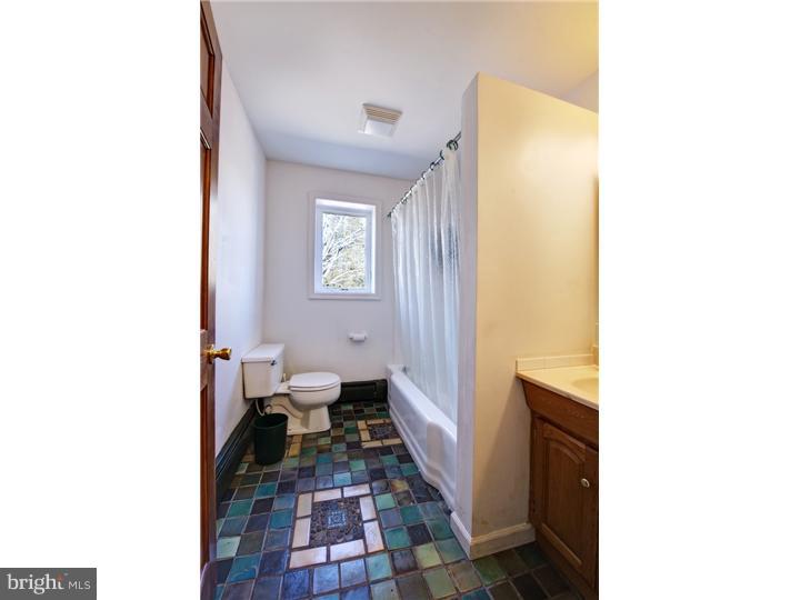 89 Iron Bridge Road Pipersville, PA 18947 - Photo 12 of 25 Gallery Image 12