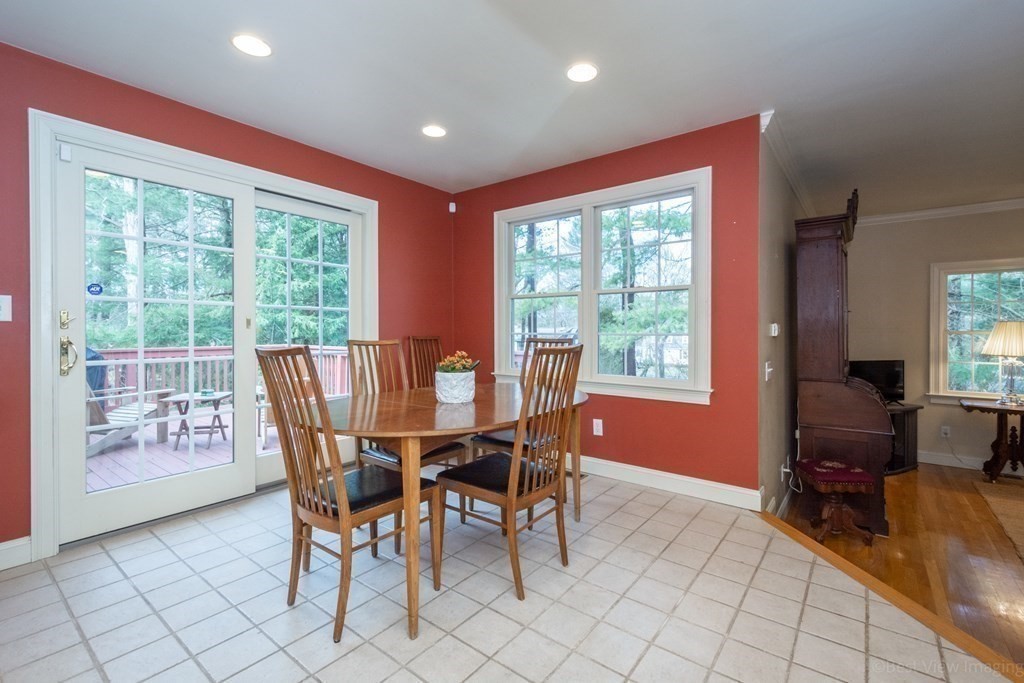 66 Pilgrim Road Wellesley, MA 02481 - Photo 15 of 35