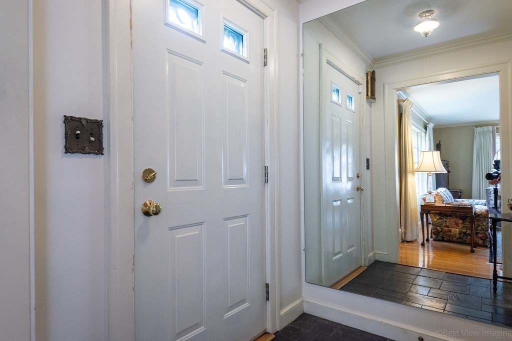 66 Pilgrim Road Wellesley, MA 02481 - Photo 4 of 35