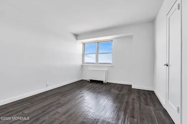 $4,300 | 10 Ocean Boulevard, Unit 10E, Atlantic Highlands, NJ 07716