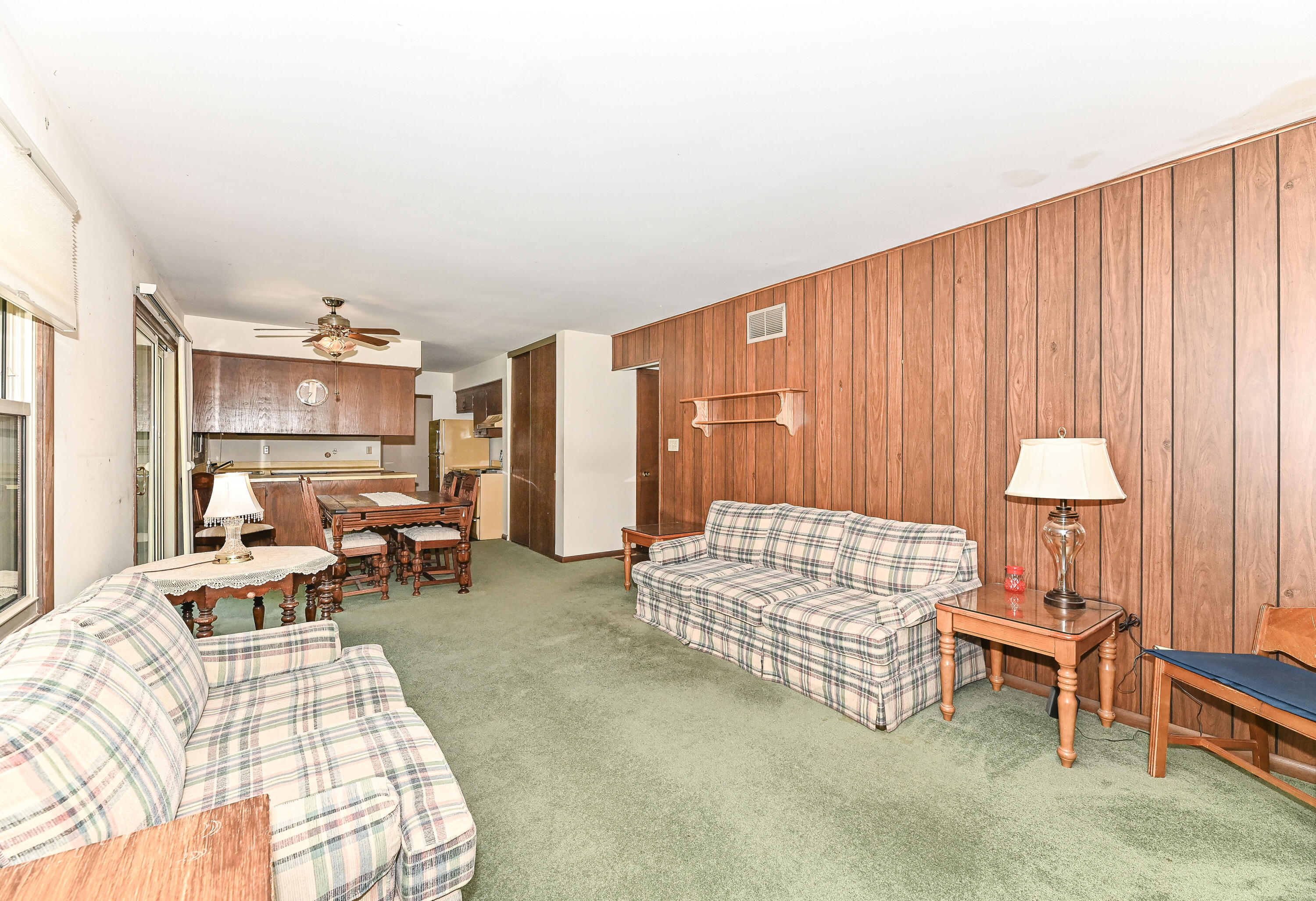 146 Perry Avenue Racine, WI 53406 - Photo 18 of 36 perry-21