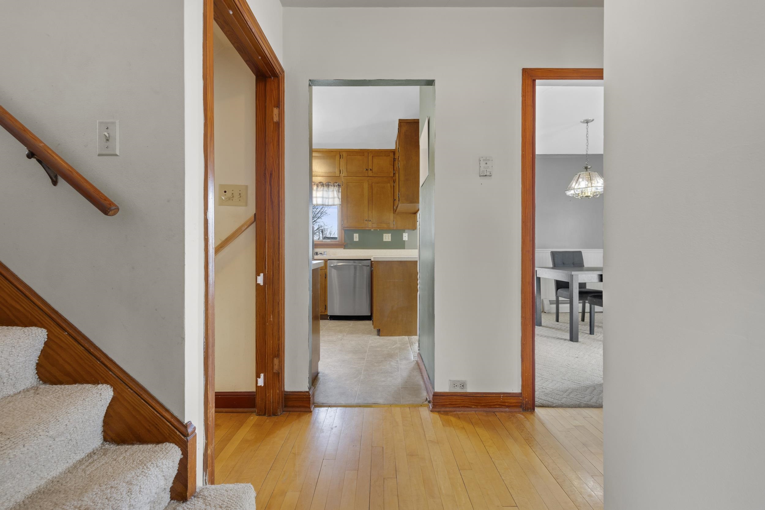 2111 Hamilton Street Manitowoc, WI 54220 - Photo 12 of 58