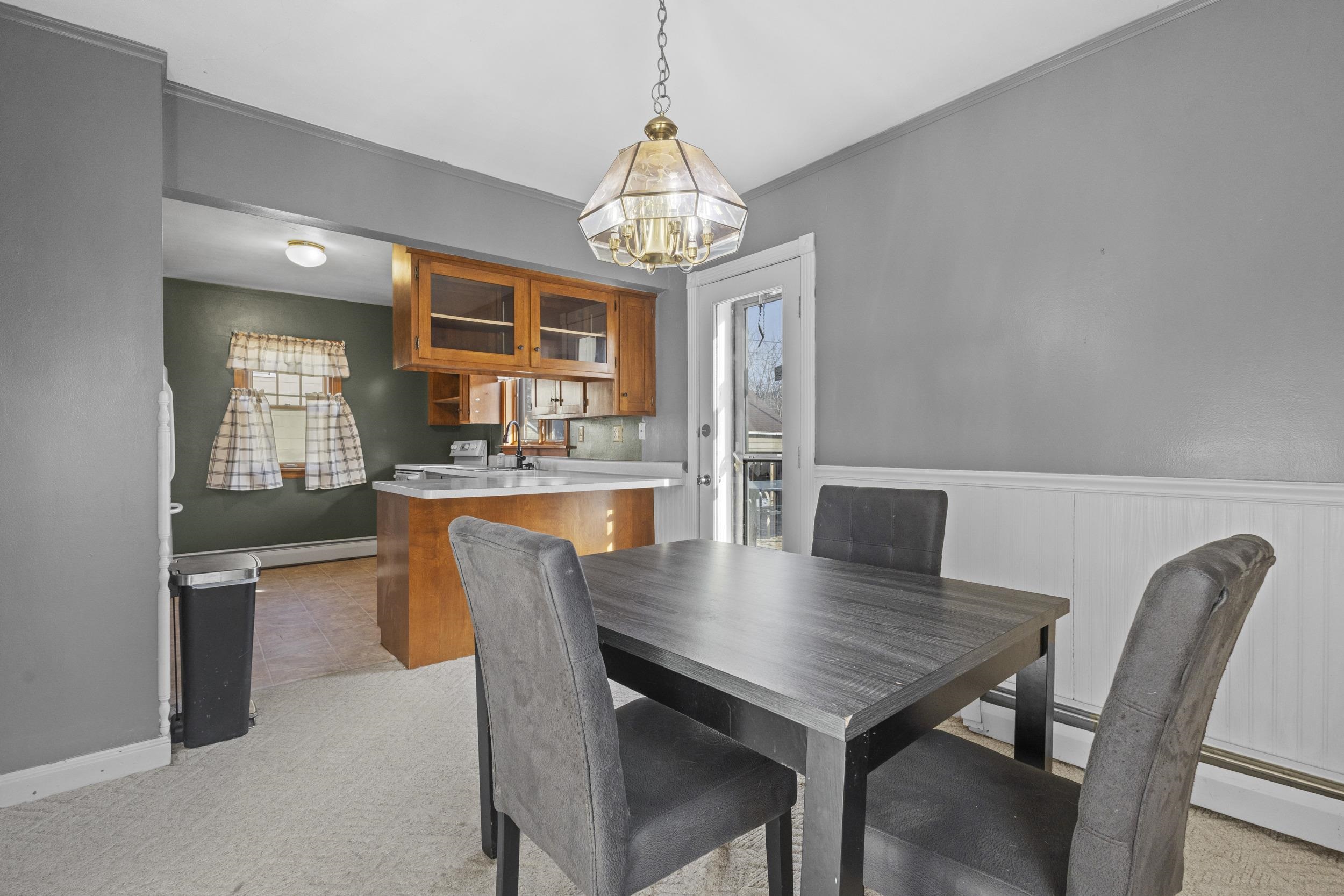 2111 Hamilton Street Manitowoc, WI 54220 - Photo 19 of 58