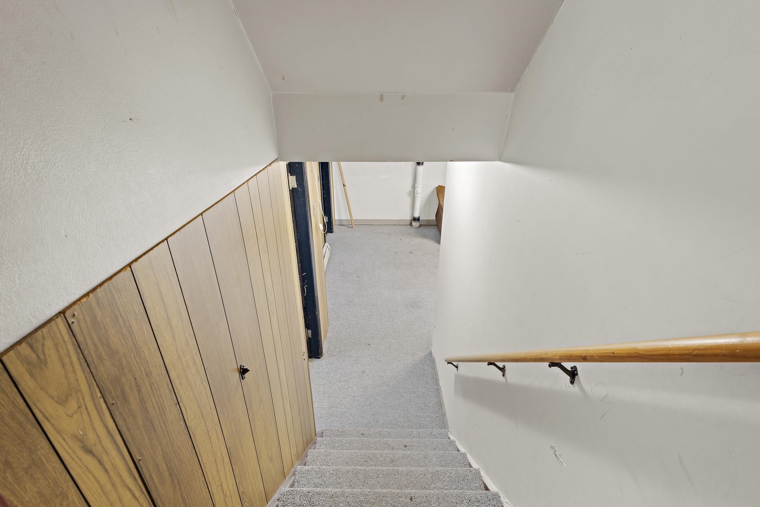 2111 Hamilton Street Manitowoc, WI 54220 - Photo 28 of 58