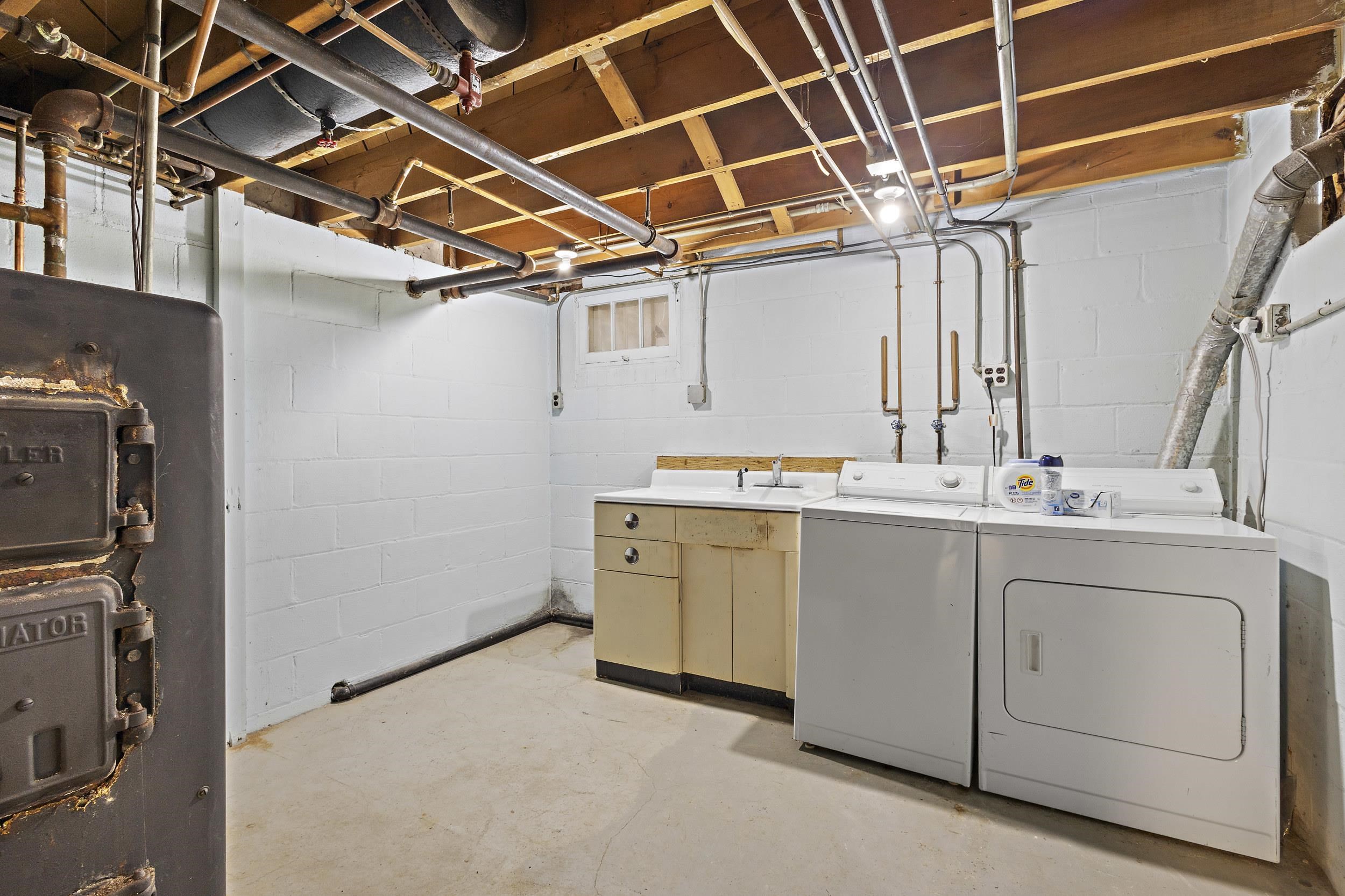 2111 Hamilton Street Manitowoc, WI 54220 - Photo 33 of 58