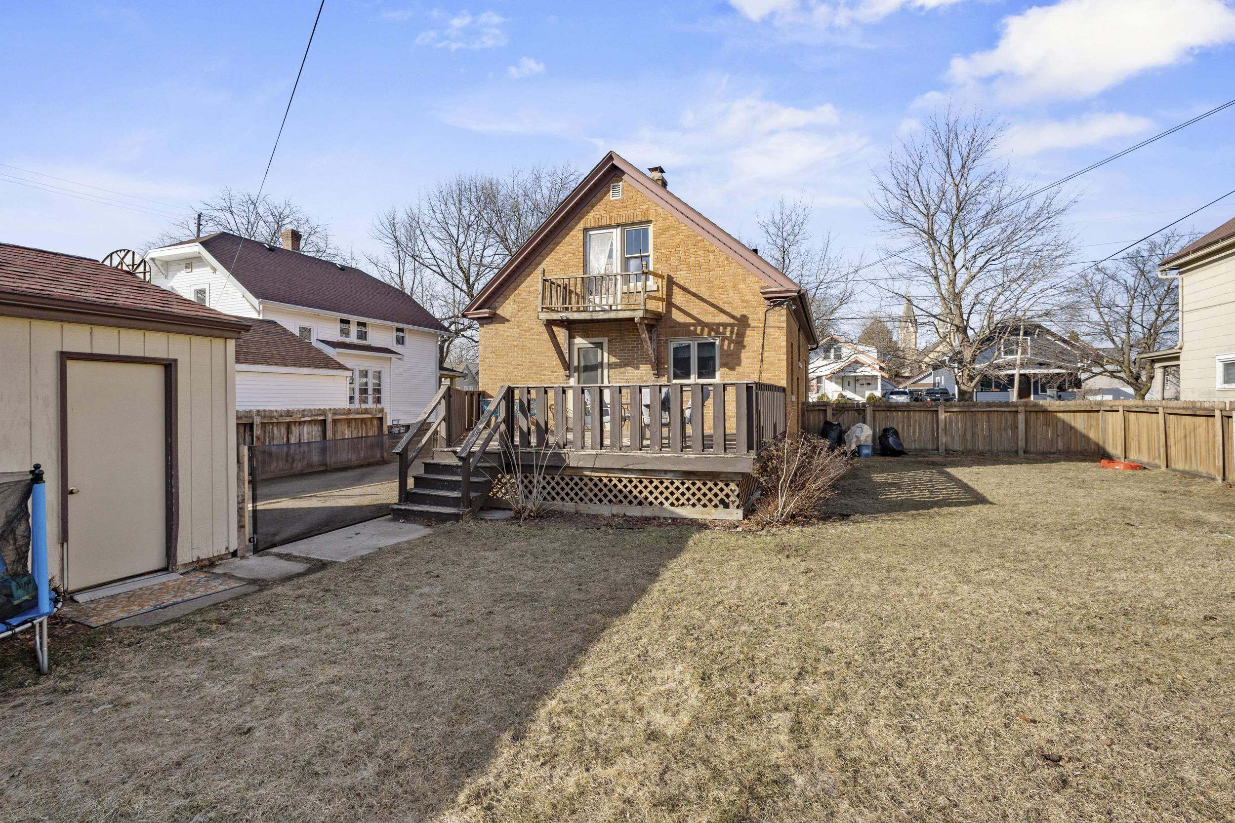 2111 Hamilton Street Manitowoc, WI 54220 - Photo 37 of 58