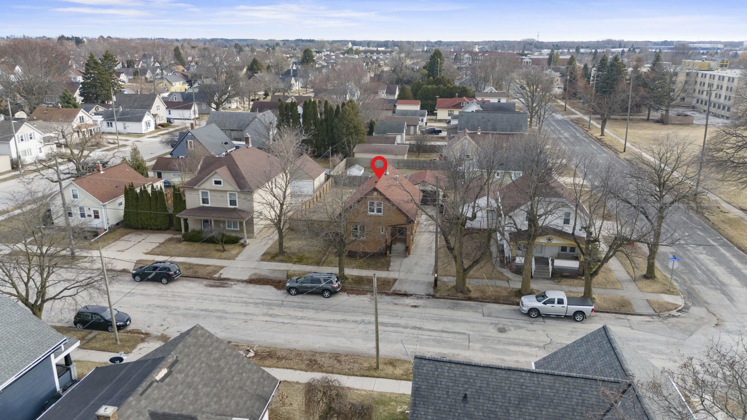 2111 Hamilton Street Manitowoc, WI 54220 - Photo 49 of 58