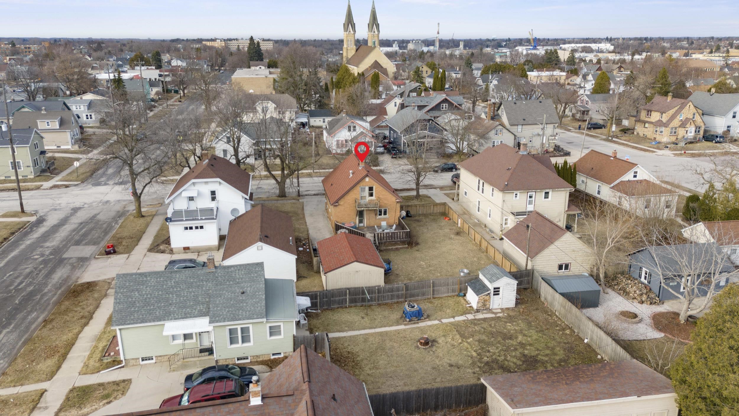 2111 Hamilton Street Manitowoc, WI 54220 - Photo 52 of 58