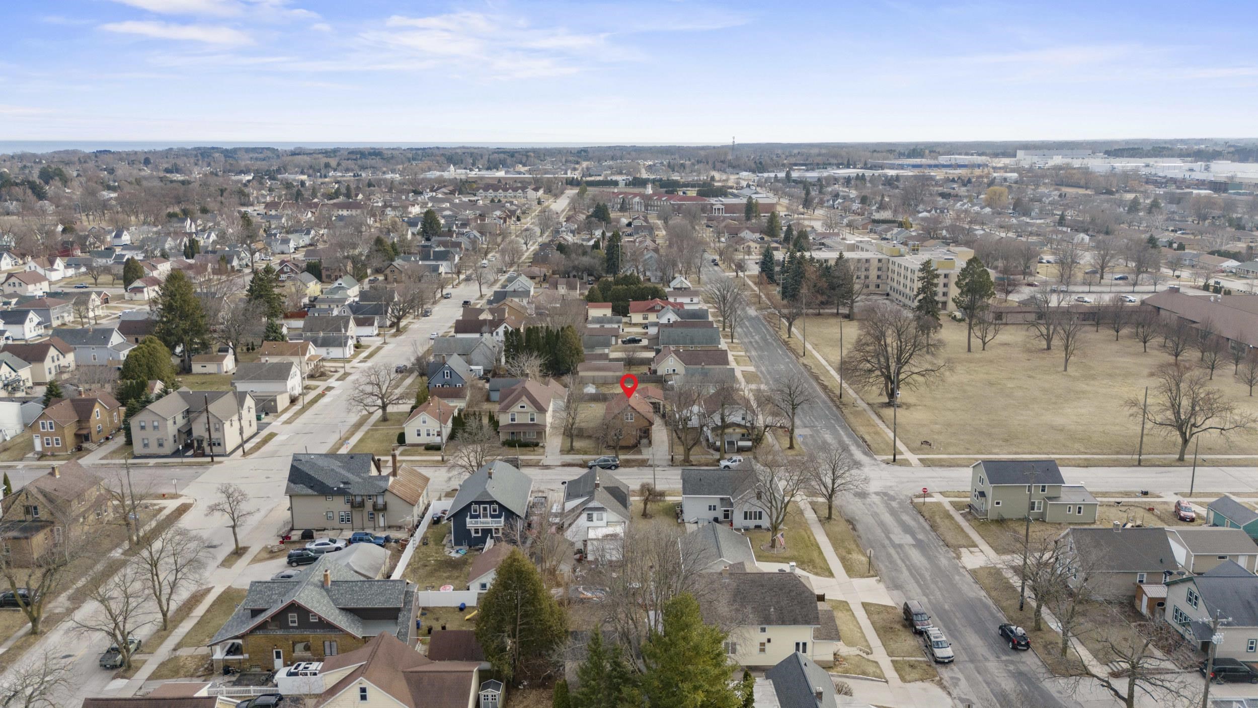 2111 Hamilton Street Manitowoc, WI 54220 - Photo 56 of 58