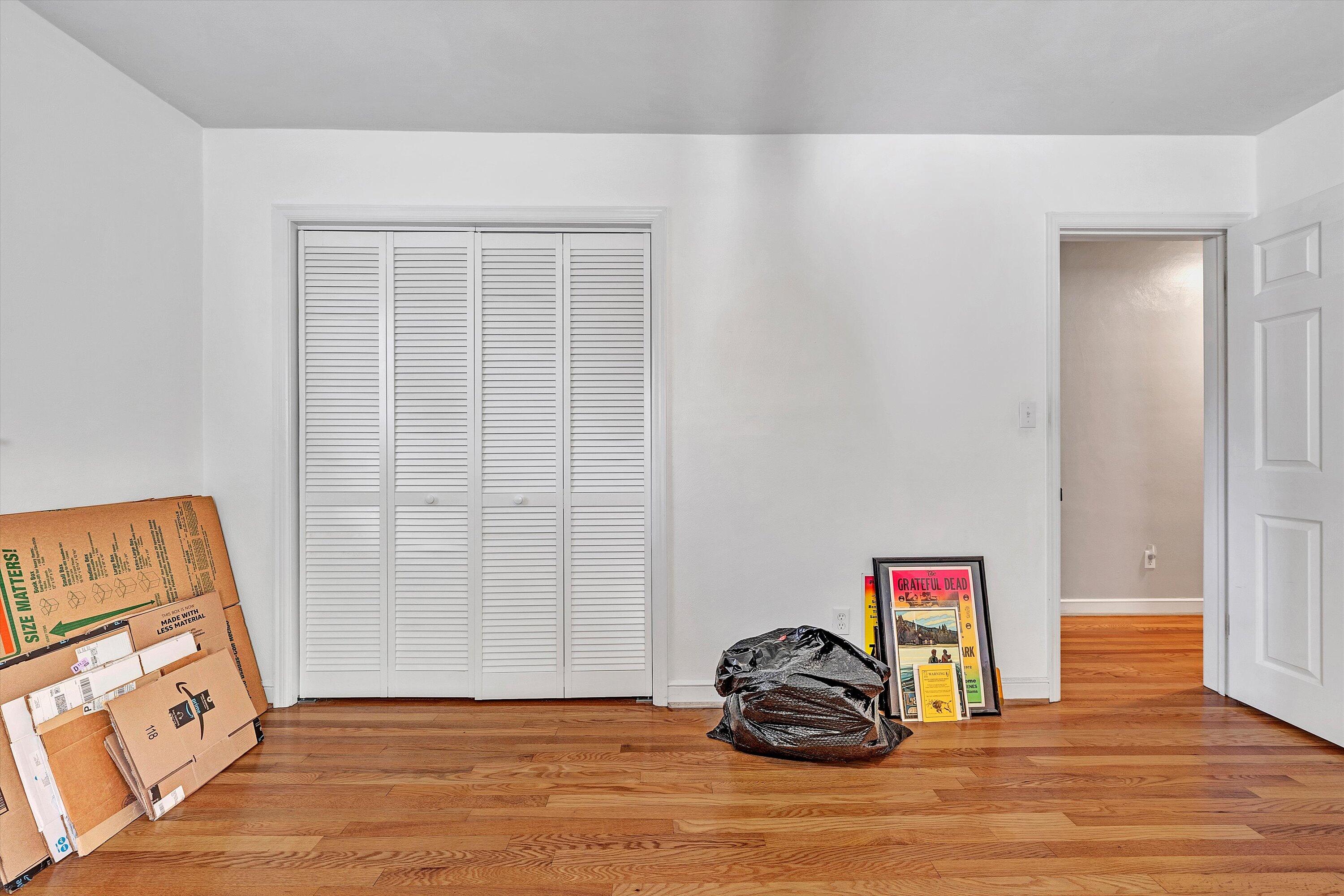 6836 Trevilian Road Roanoke, VA 24019 - Photo 21 of 47 a bedroom with a bed and a window