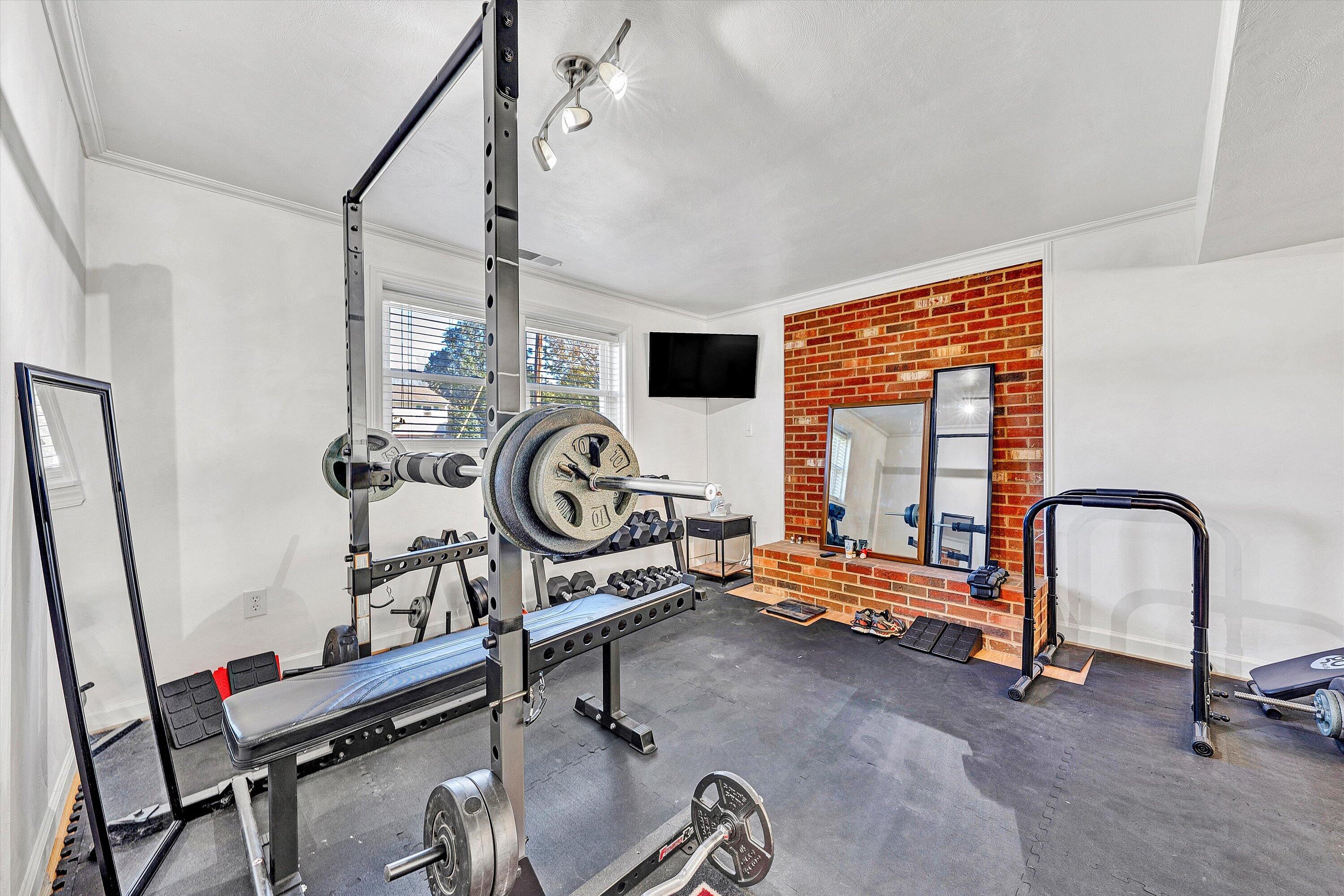 6836 Trevilian Road Roanoke, VA 24019 - Photo 28 of 47