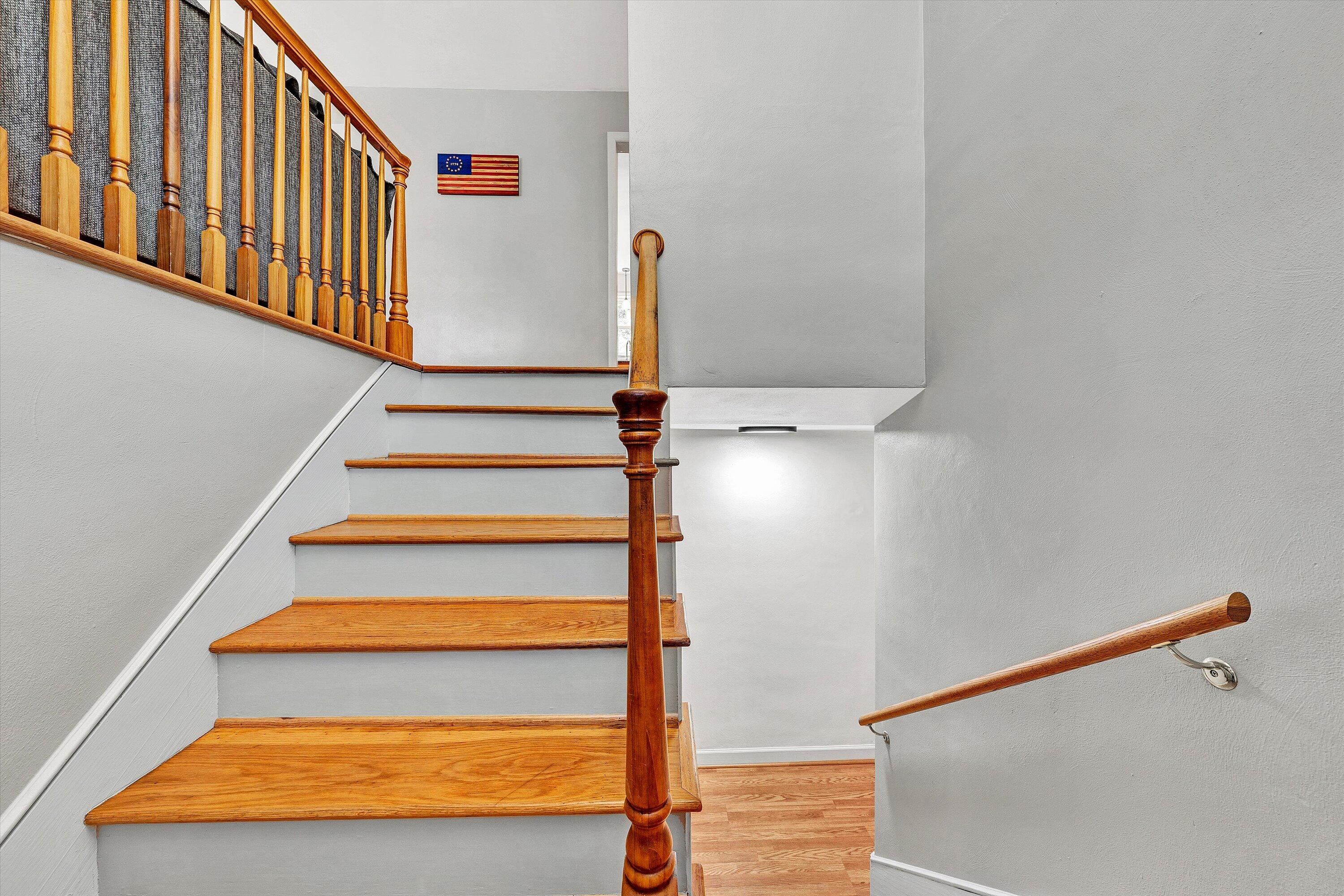 6836 Trevilian Road Roanoke, VA 24019 - Photo 8 of 47 a view of entryway