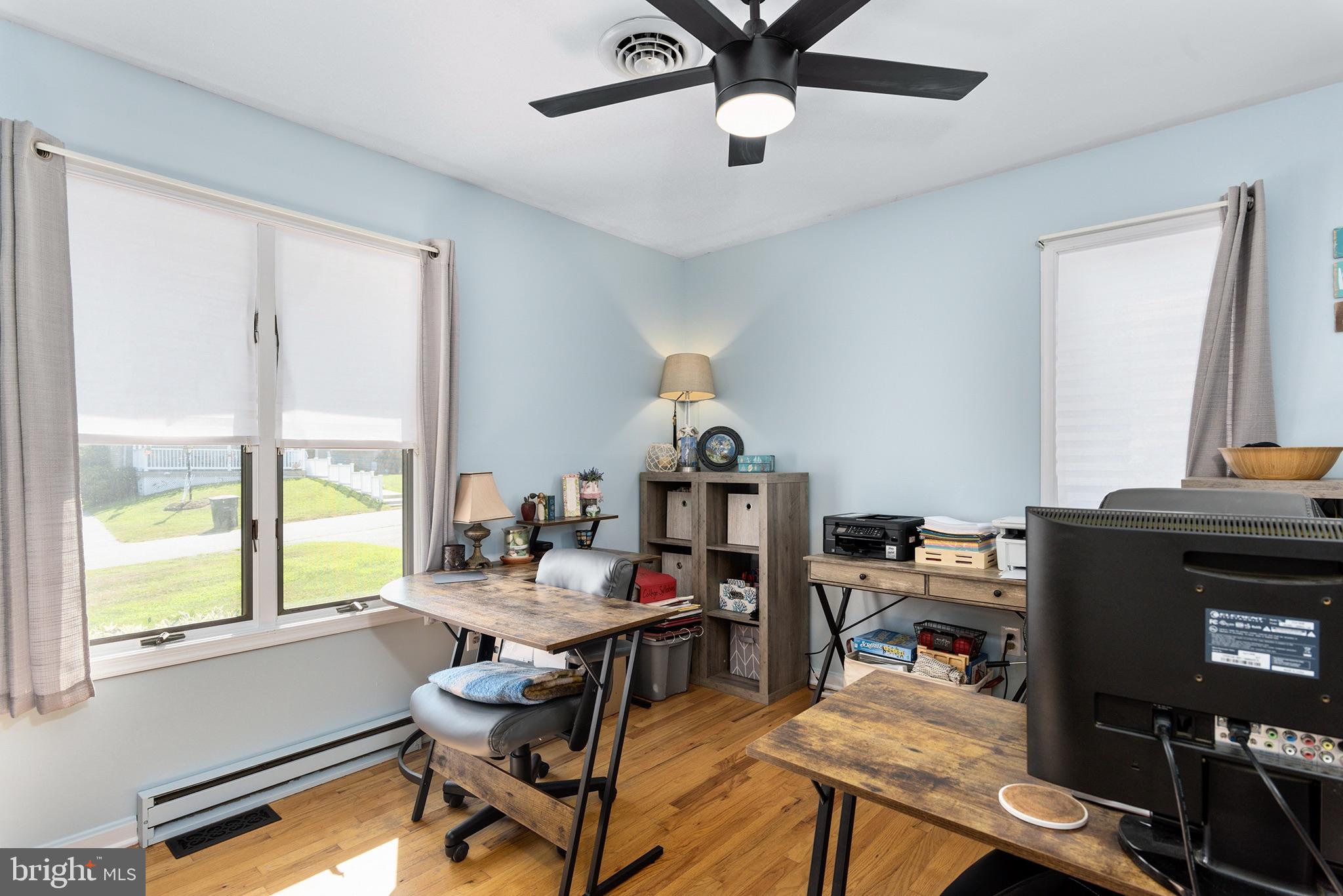 33 Low Road Earleville, MD 21919 - Photo 21 of 35 a work room with furniture and a window