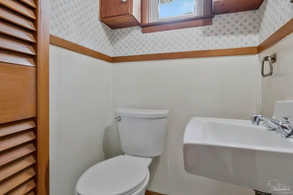 $475,000 | 1715 East Strong Street, Pensacola, FL 32501