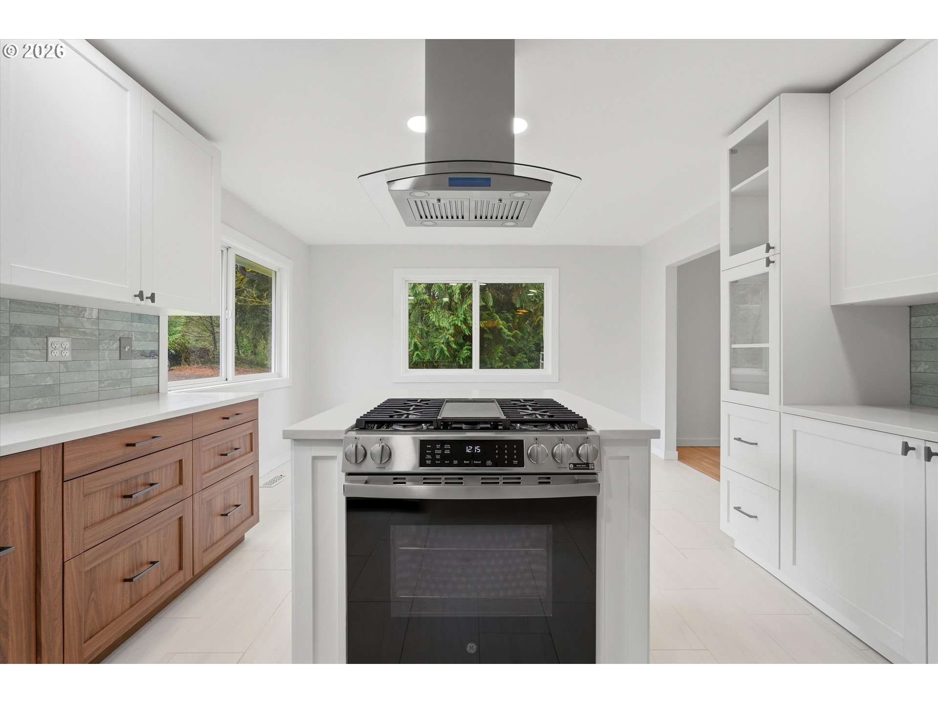 139 North 19th Court Ridgefield, WA 98642 - Photo 11 of 48 Kitchen