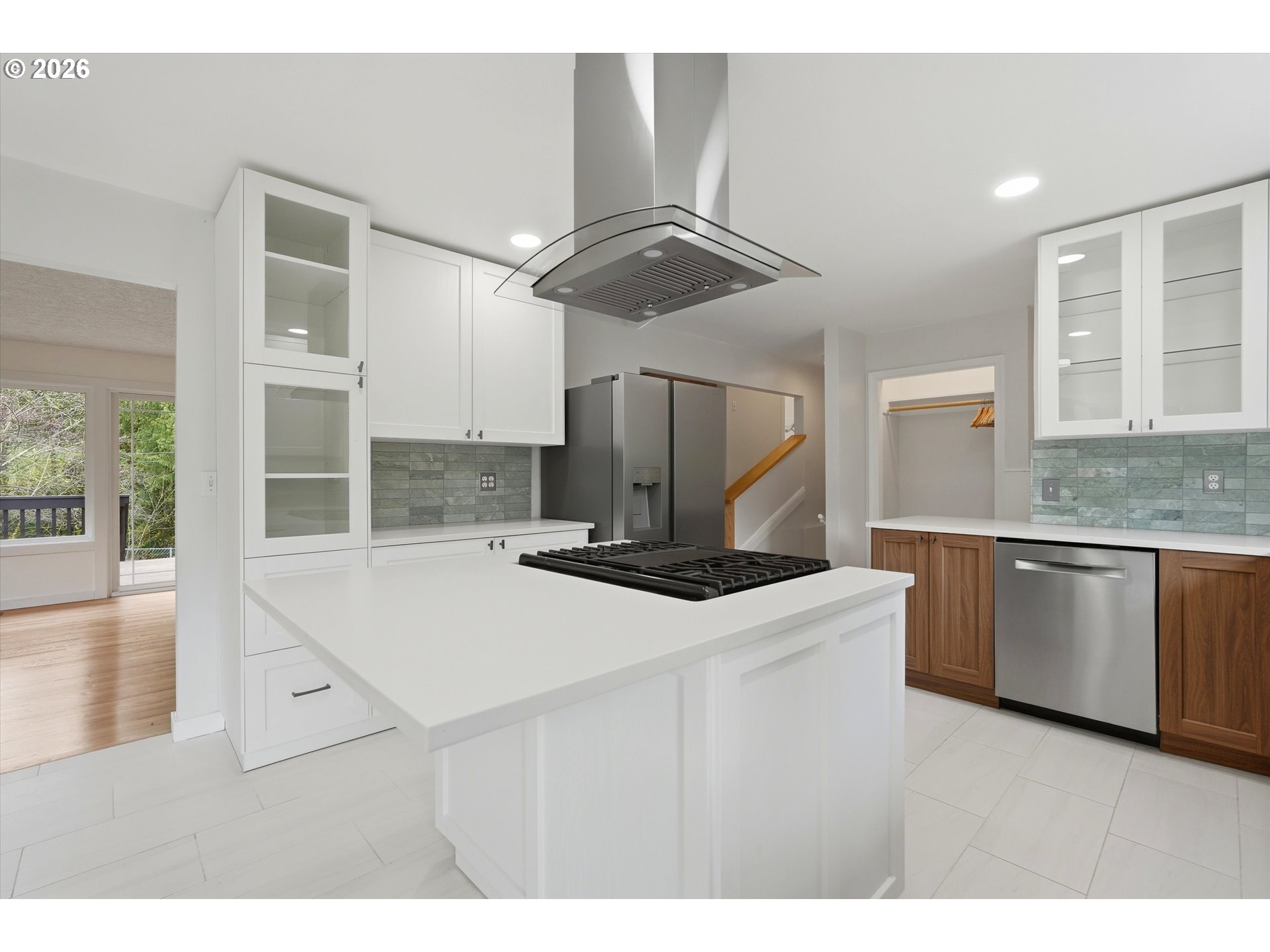 139 North 19th Court Ridgefield, WA 98642 - Photo 13 of 48 Kitchen