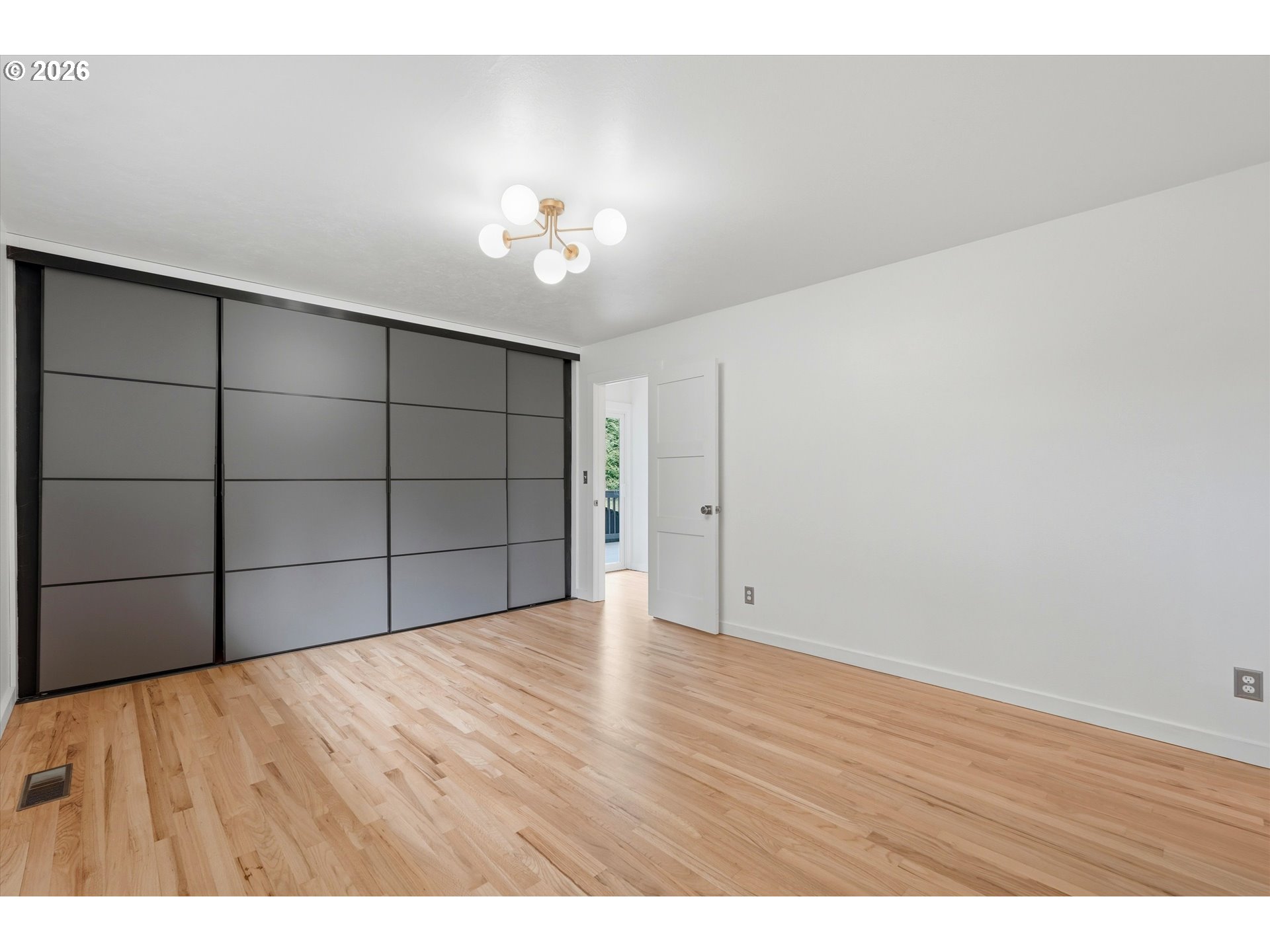 139 North 19th Court Ridgefield, WA 98642 - Photo 17 of 48 Owner's Suite Bedroom